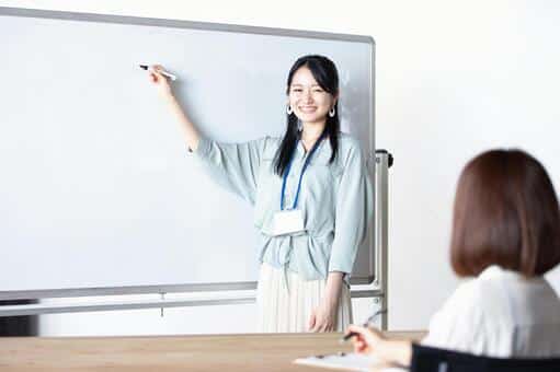 医療事務の研修トレーナー（原宿駅／週1日～OK／時給1400円以上）