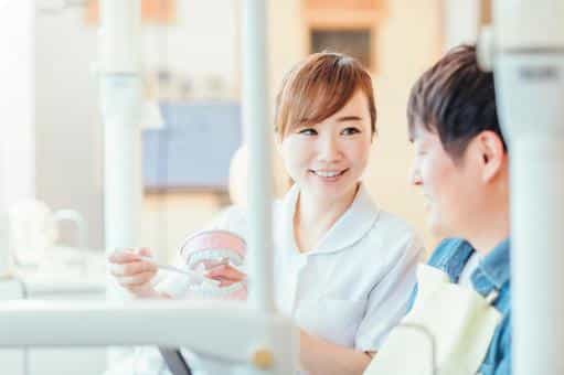 【未経験からでも大丈夫！】歯科助手スタッフ（吉祥寺／週3／時給￥1500～）